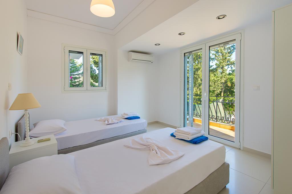 Villa Giovanni Faliraki Esterno foto