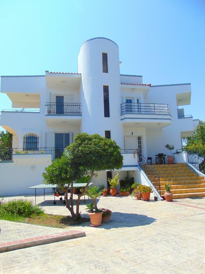 Villa Giovanni Faliraki Esterno foto